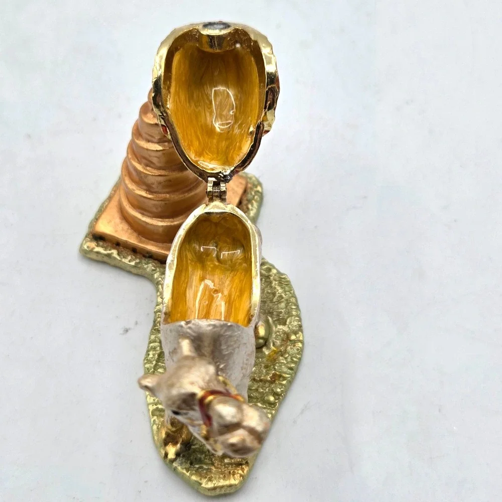 VINTAGE Jeweled Camel‎ Trinket Box Multicolor Hinged with Rhinestones, IRAQ